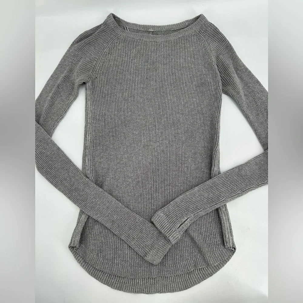 Lululemon Cabin Yogi Long Sleeve White / Heathered Light Grey NO SIZE 2?